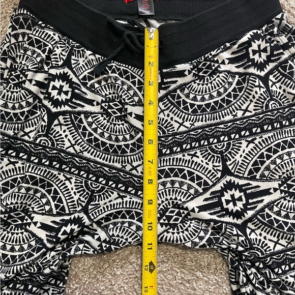 Black and White Patterned Joggers - Picture 8 of 8
